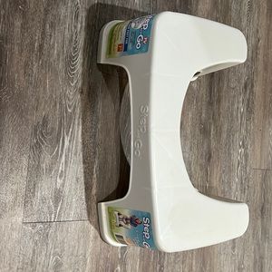 Step and Go Toilet Stool